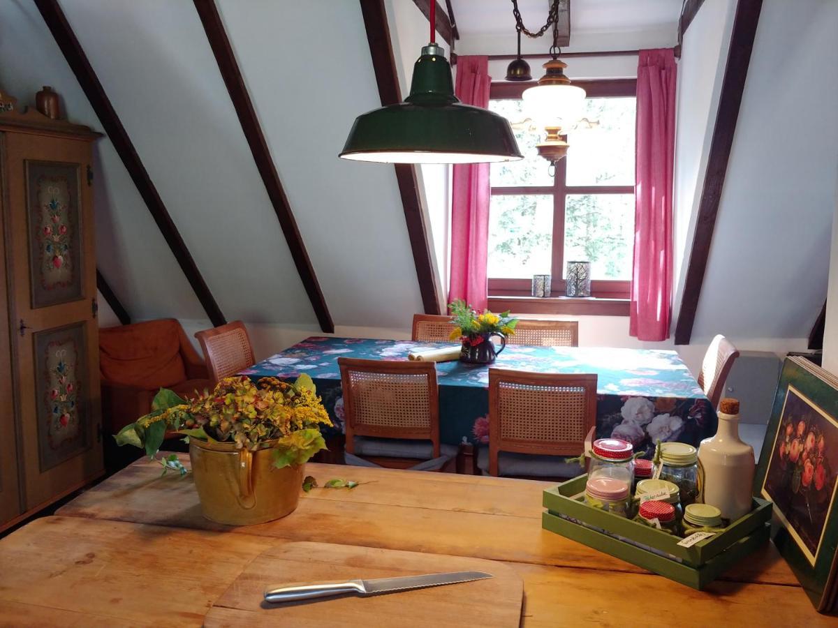 Jagdhaus In Der Rhoen In Voelliger Alleinlage ゲルスフェルト エクステリア 写真